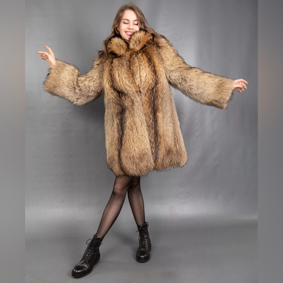 Real Finn Raccoon Luxury Fur Coat Size M - Picture 12 of 17
